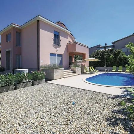 Giullieta Villa