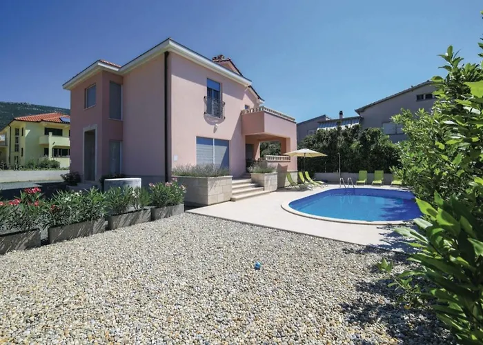 Giullieta Villa